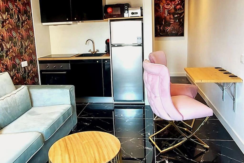 Luxury Kim Apartment, Ocean View & Wifi Free Playa Paraiso  Luaran gambar
